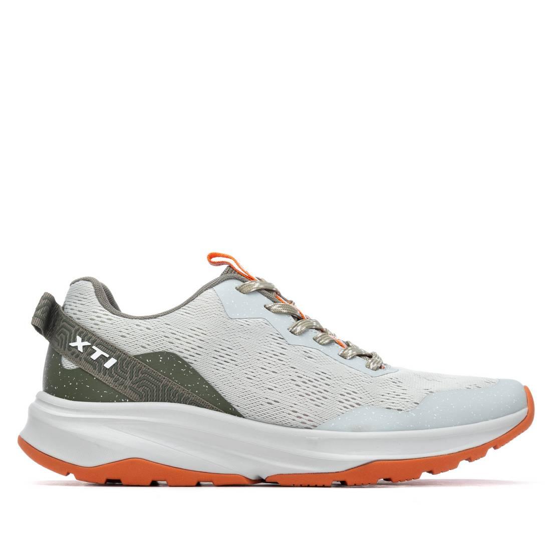 Zapatilla de hombre plano Xti 14576904