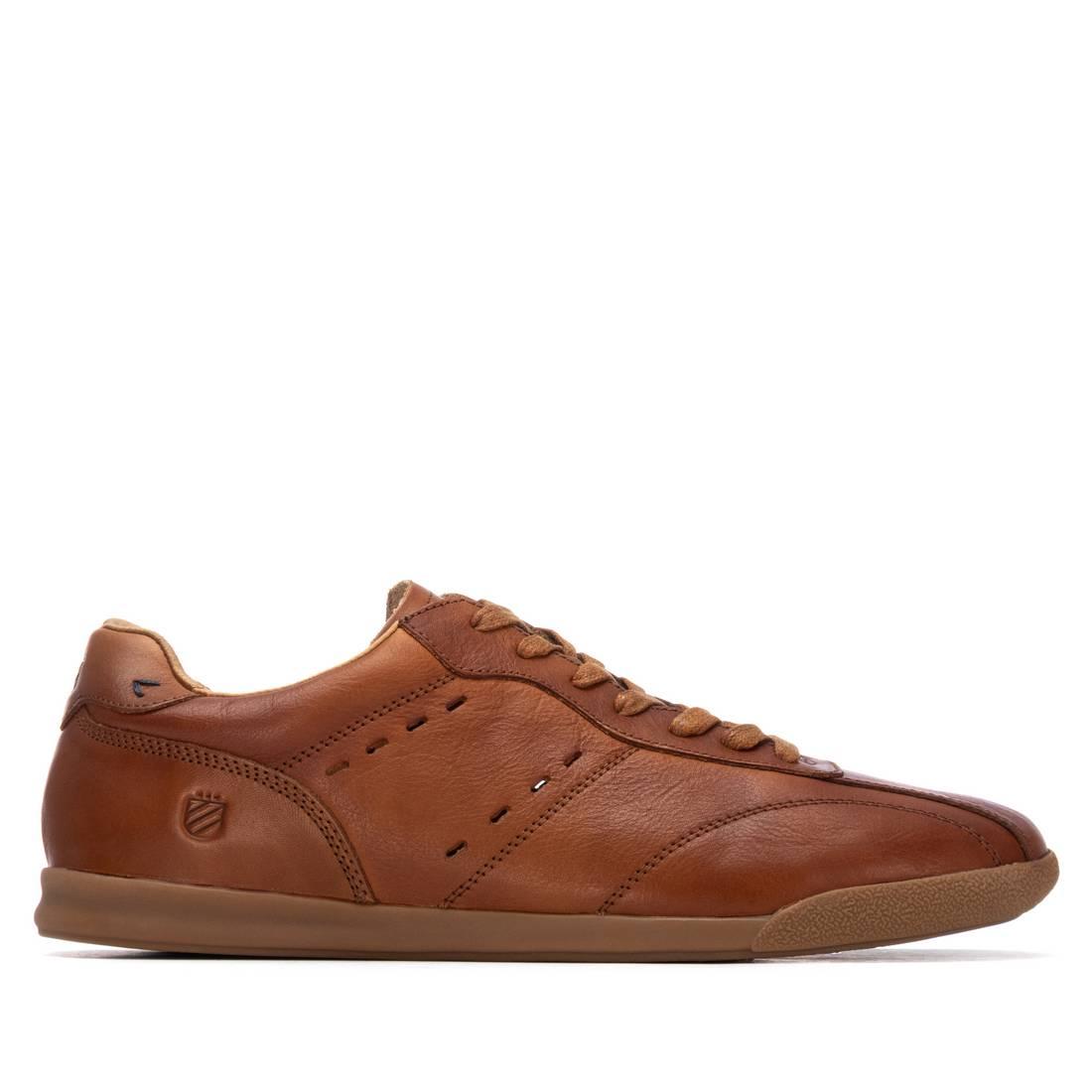 Zapatilla de hombre plano Carmela 16390201
