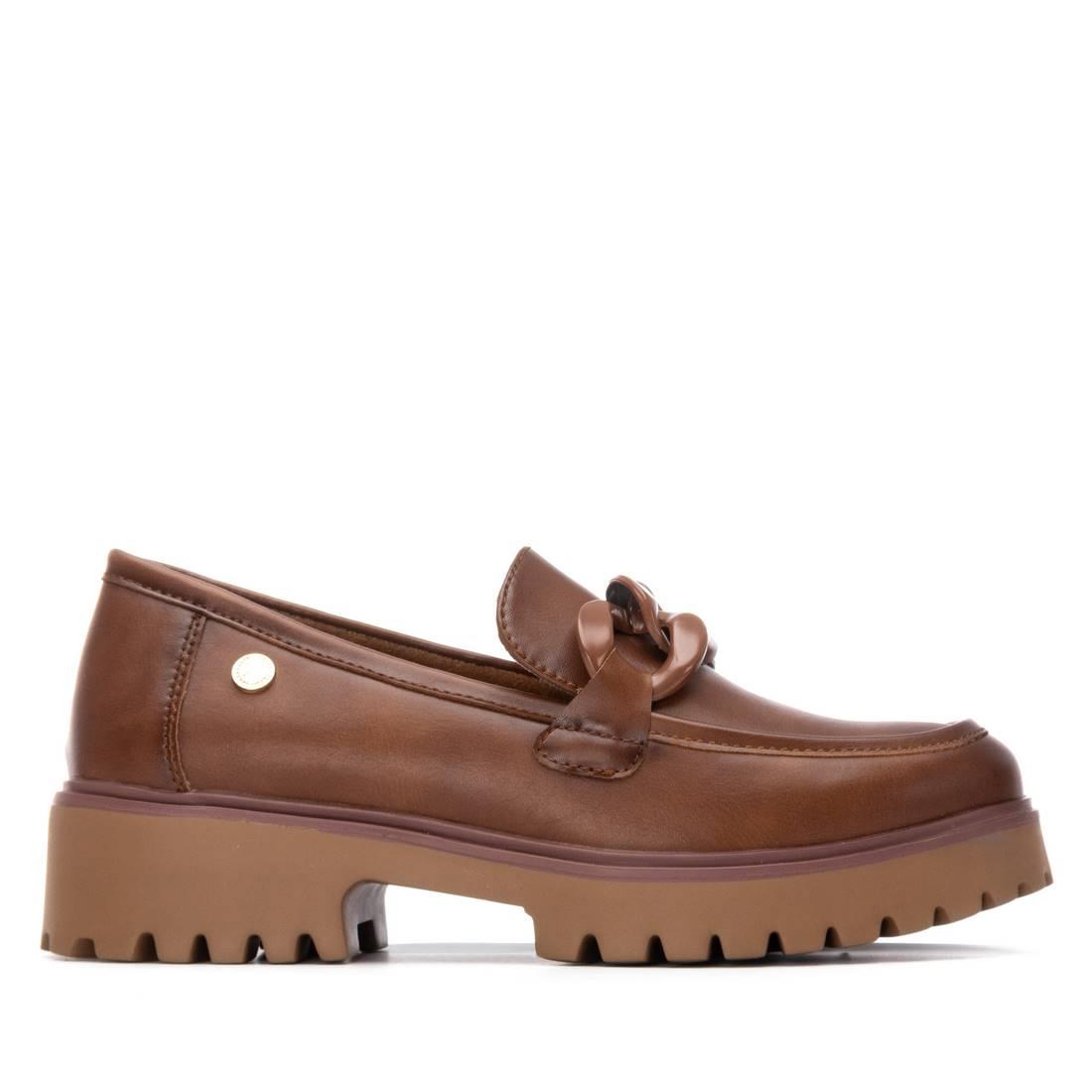 Zapato de mujer plano Xti 14449103