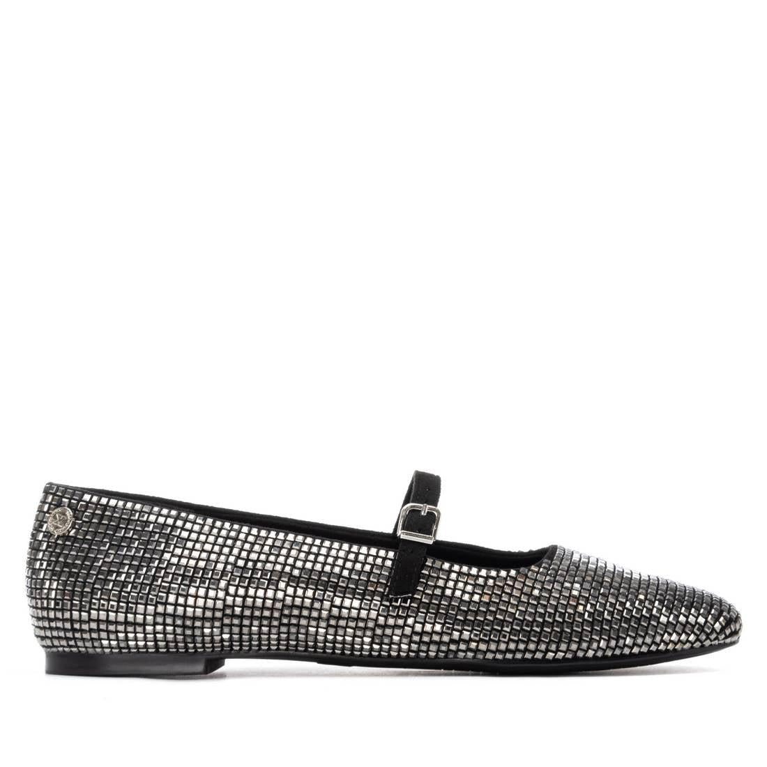 Zapato de mujer plano Xti 14470001