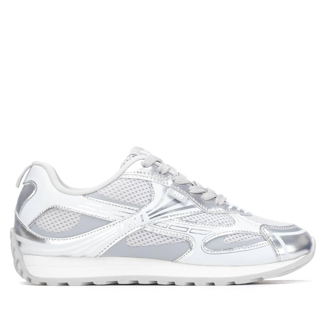 Zapatilla de mujer plano Xti 14500304