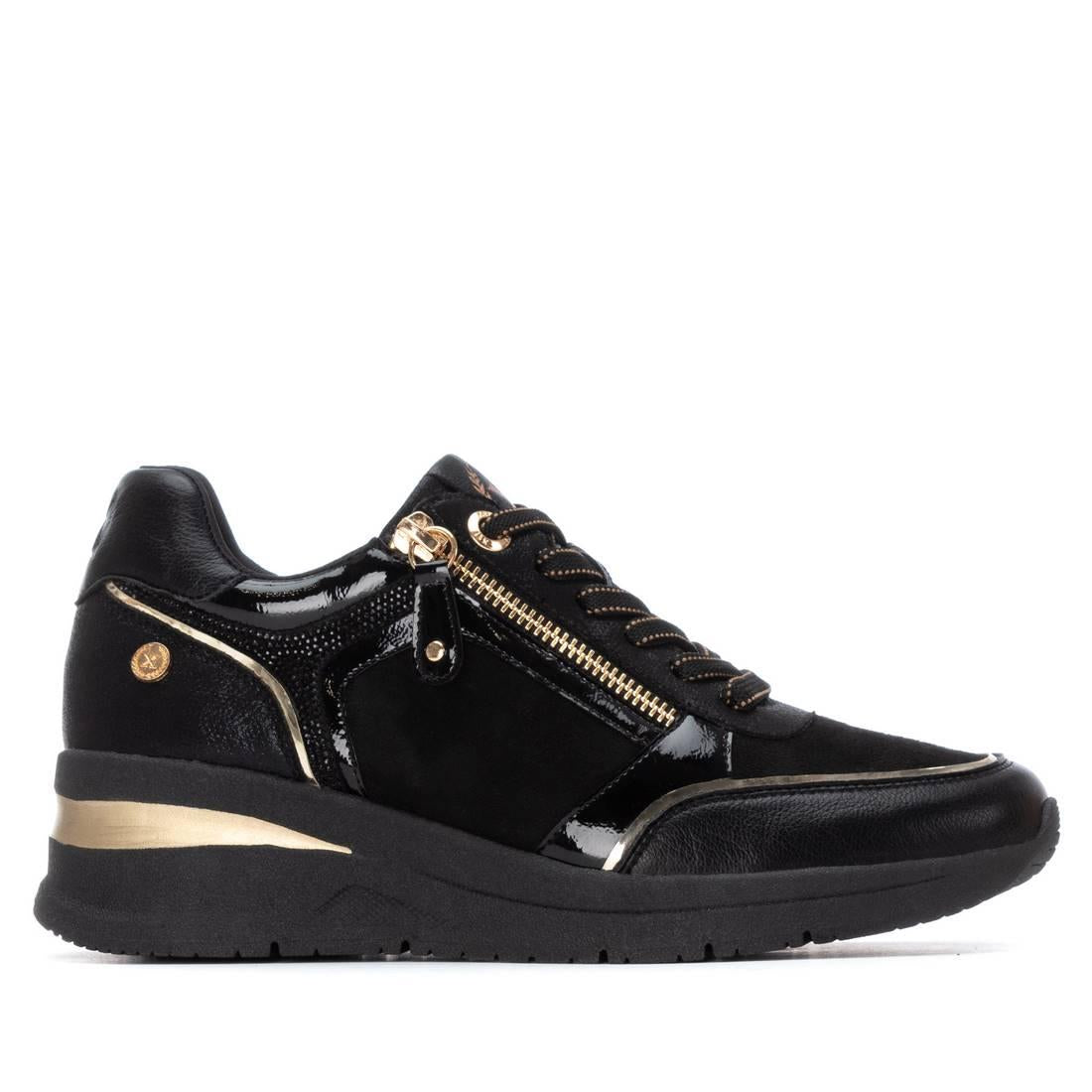 Zapatilla de mujer con cuña Xti 14422301