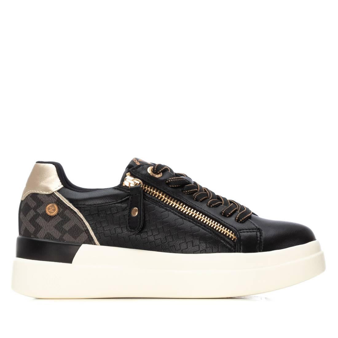Zapatilla de mujer plano Xti 14423301