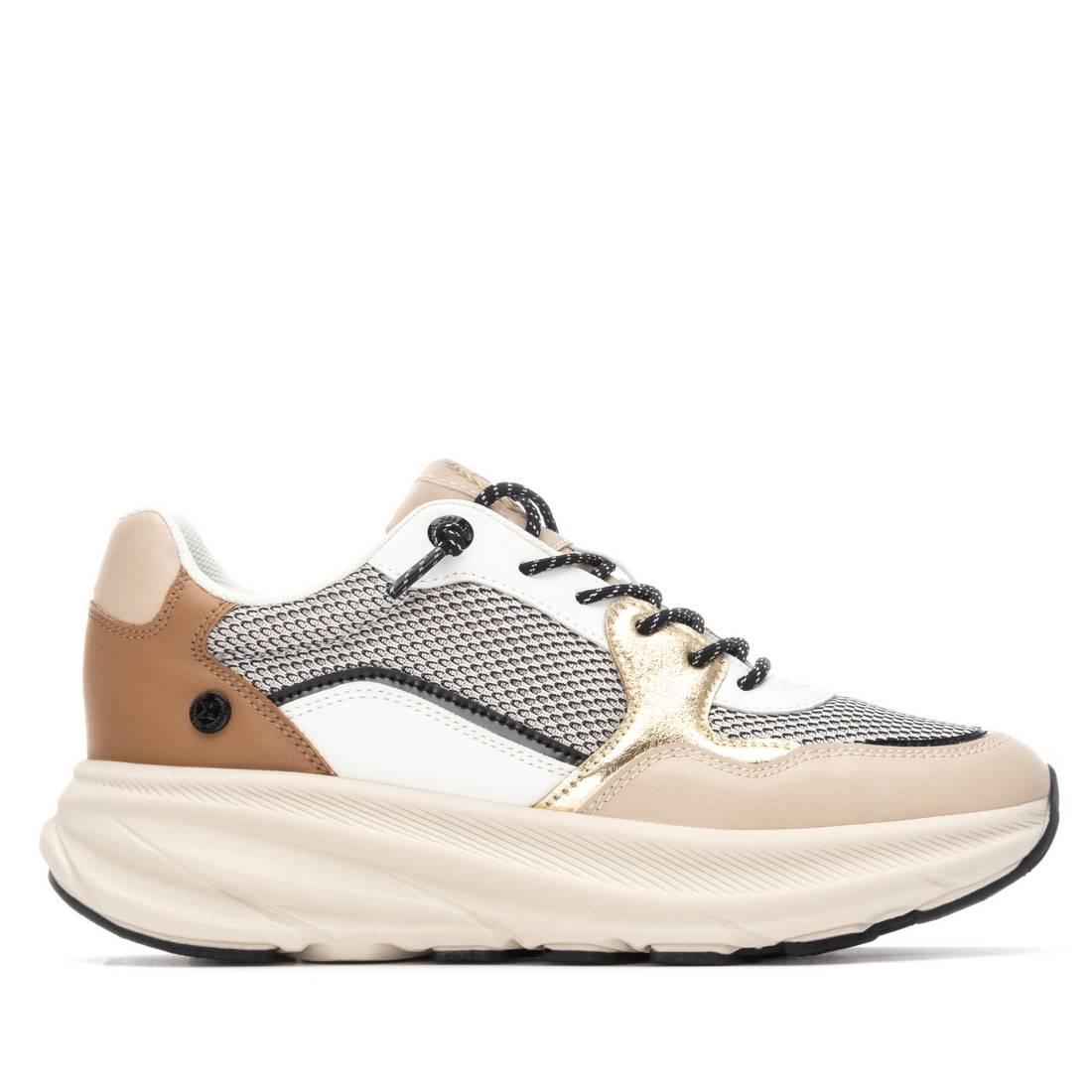 Zapatilla de mujer plano Xti 14468603