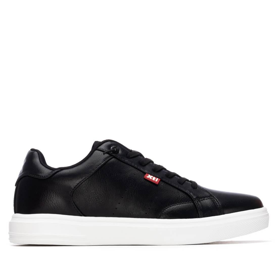 Zapatilla de hombre plano Xti 14414501
