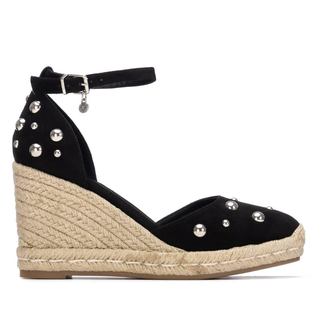 Zapato de mujer con cuña Xti 14546802