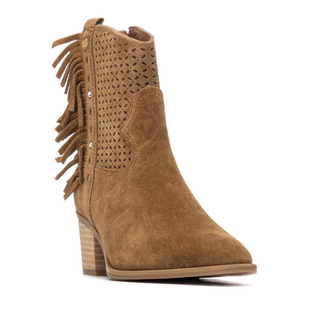 Botin de mujer con tacón Carmela 16315003