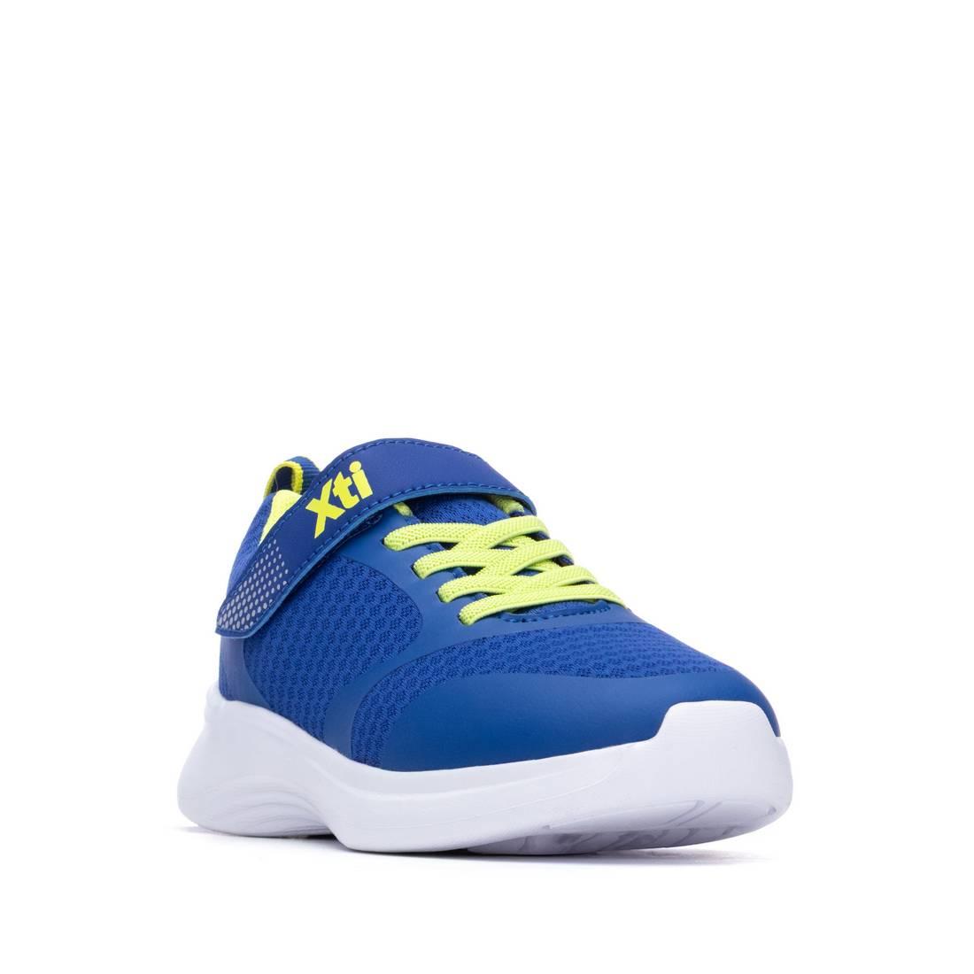 Zapatilla de niño plano Xti kids 15307001