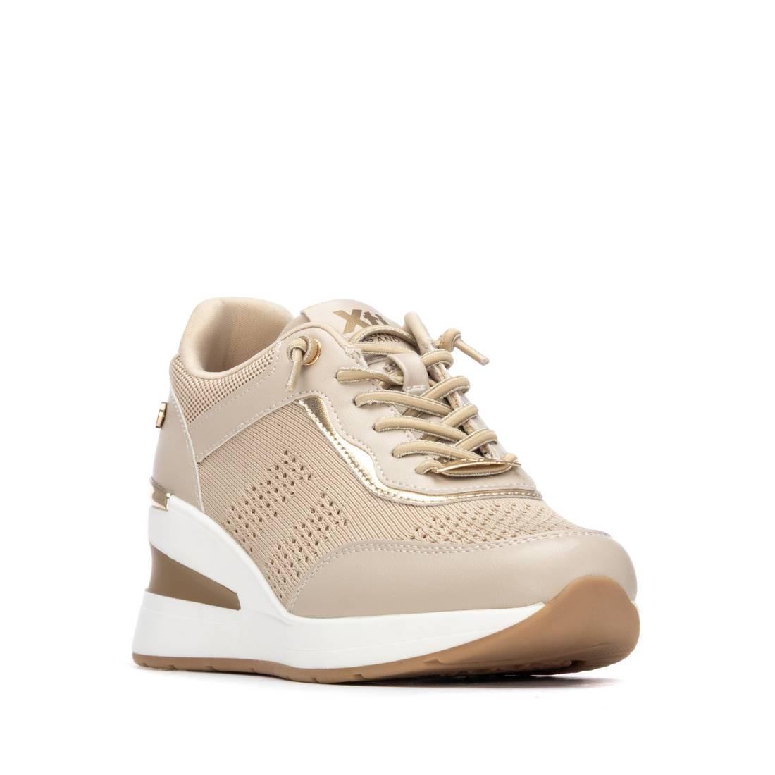 Zapatilla de mujer con cuña Xti 14544701