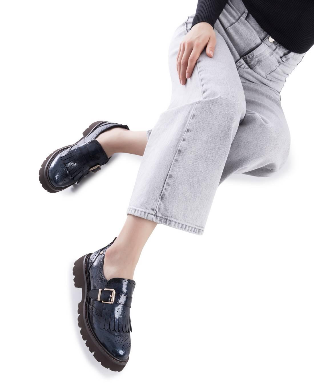 Zapatilla de mujer con tacón Carmela 16259404
