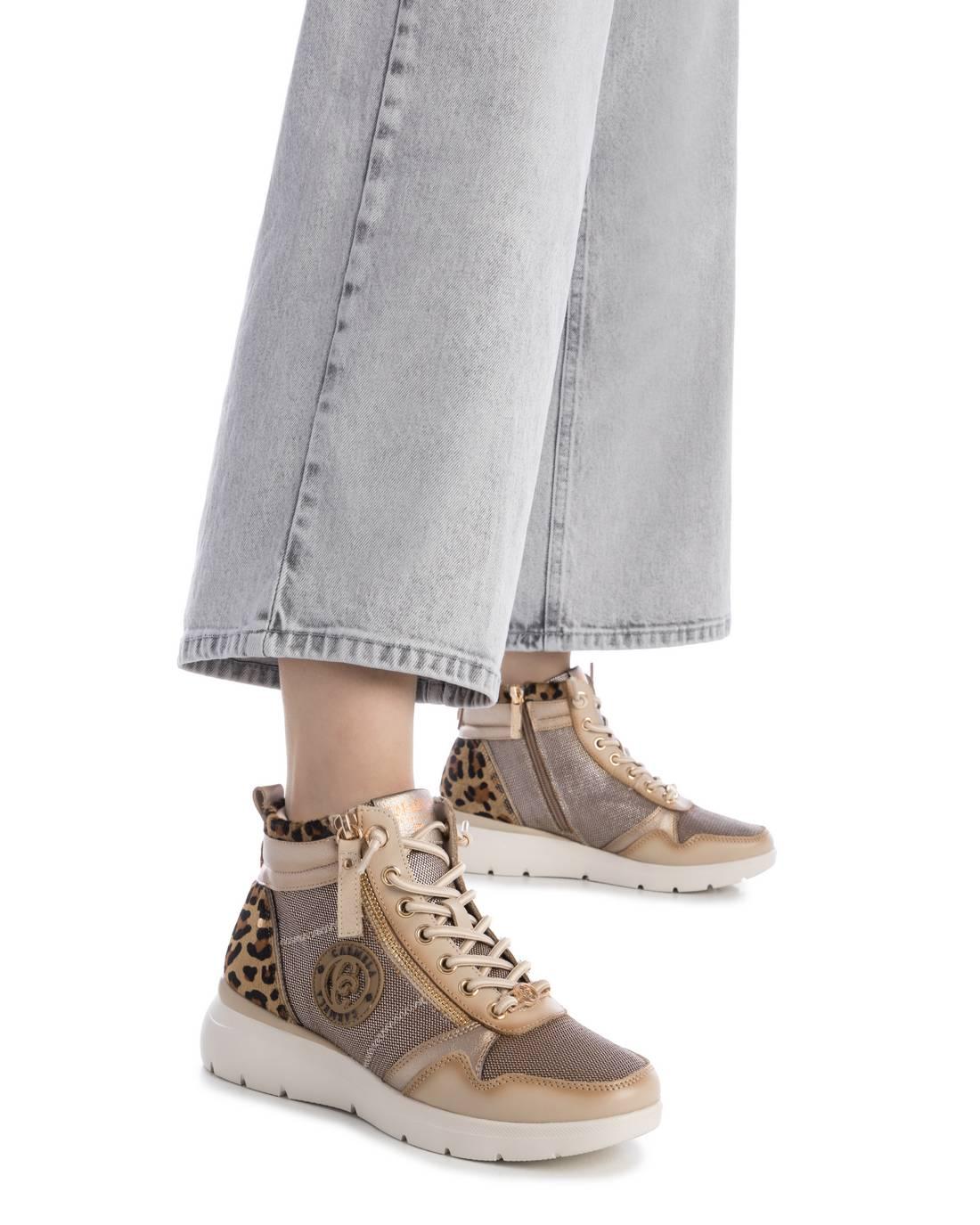 Zapatilla de mujer plano Carmela 16251402