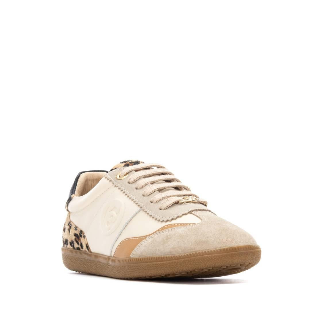 Zapatilla de mujer plano Carmela 16264001