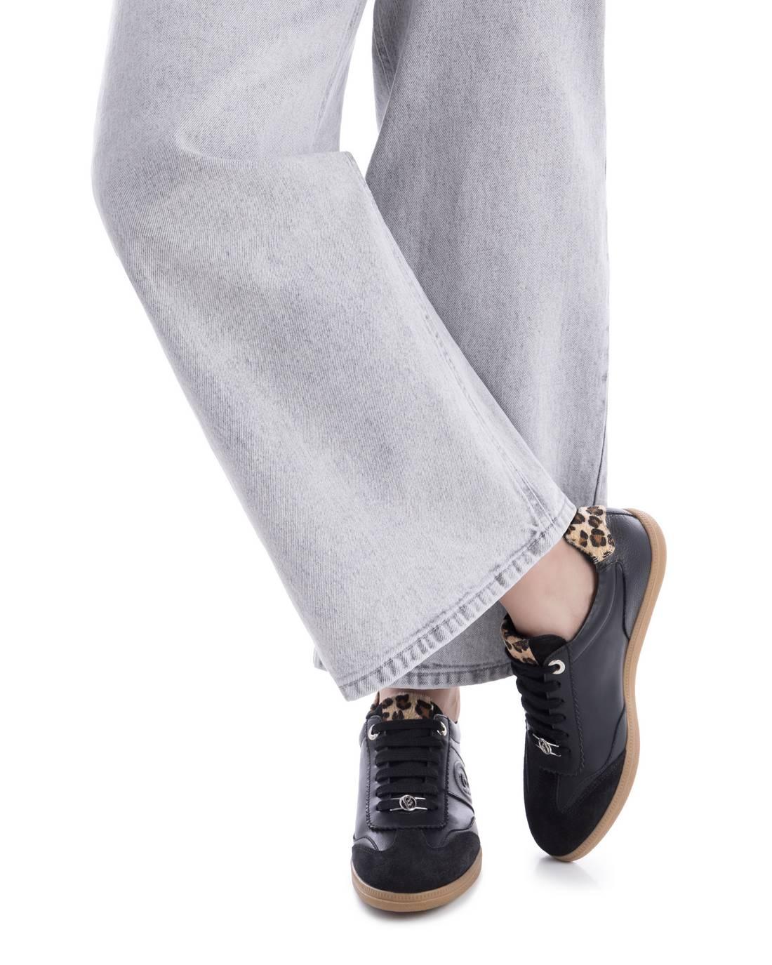 Zapatilla de mujer plano Carmela 16264004
