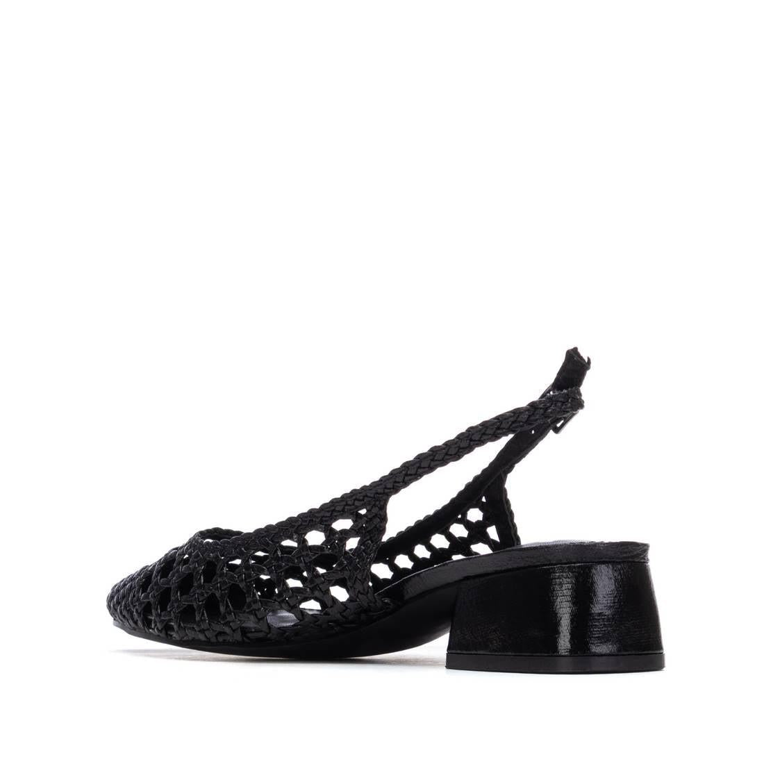 Zapato de mujer con tacón Xti 14543002
