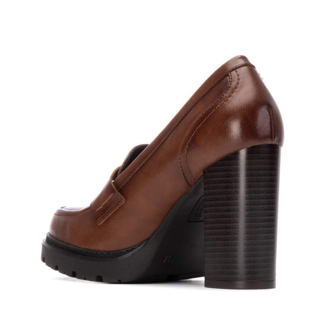 Zapato de mujer con tacón Refresh 17292702
