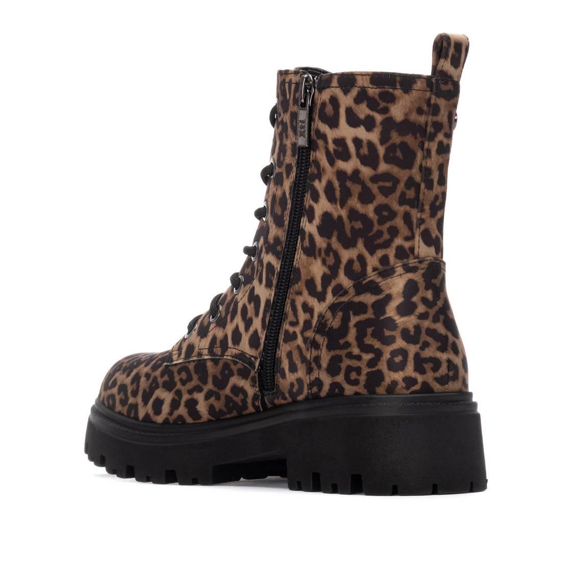 Botin de mujer plano Xti 14465802