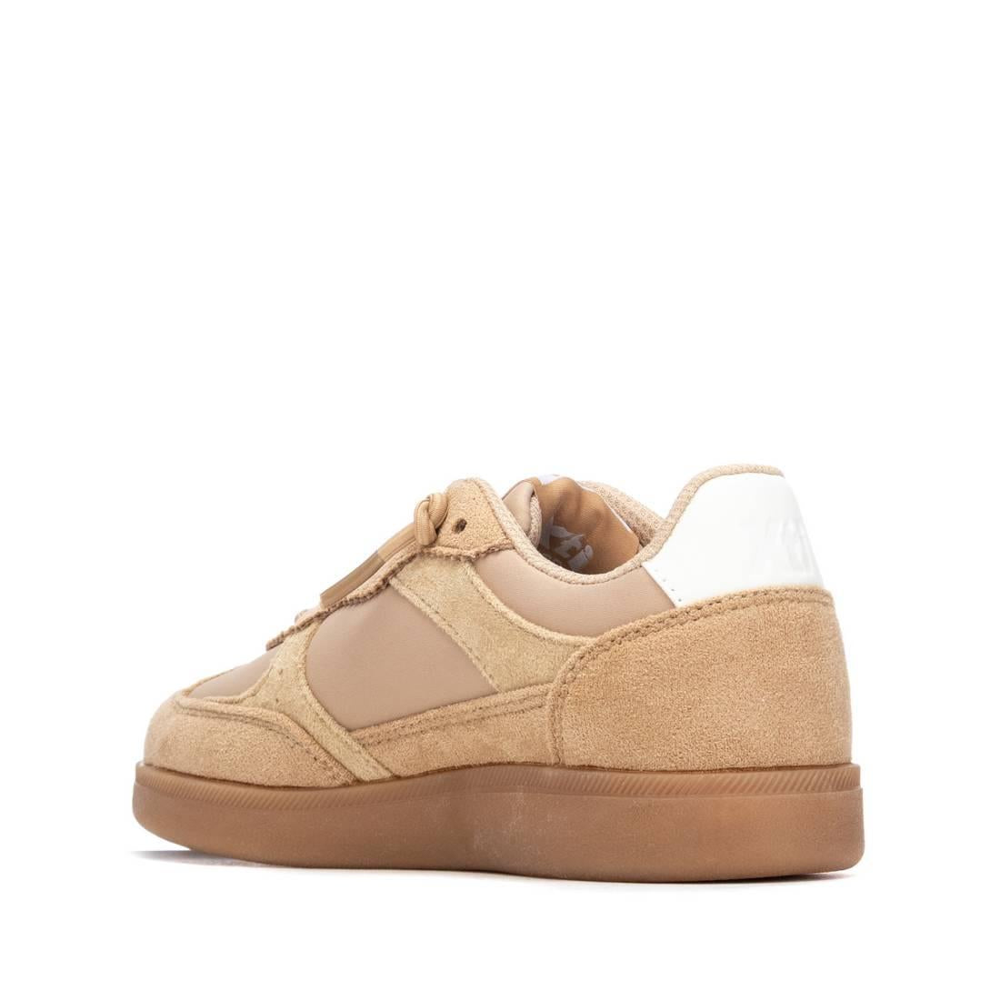 Zapatilla de niña plano Xti kids 15300602