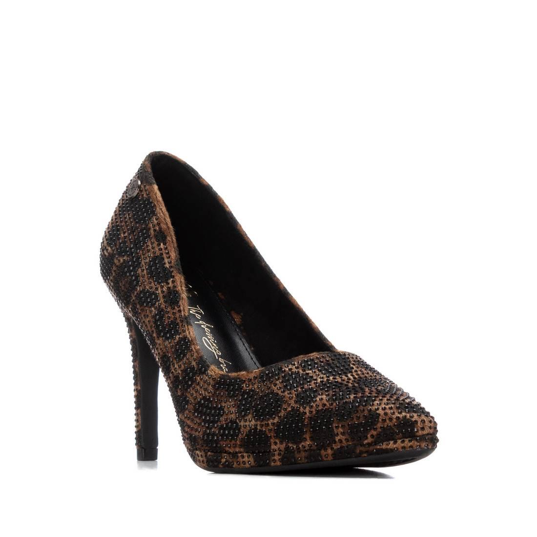 Zapato de mujer con tacón Xti 14424701
