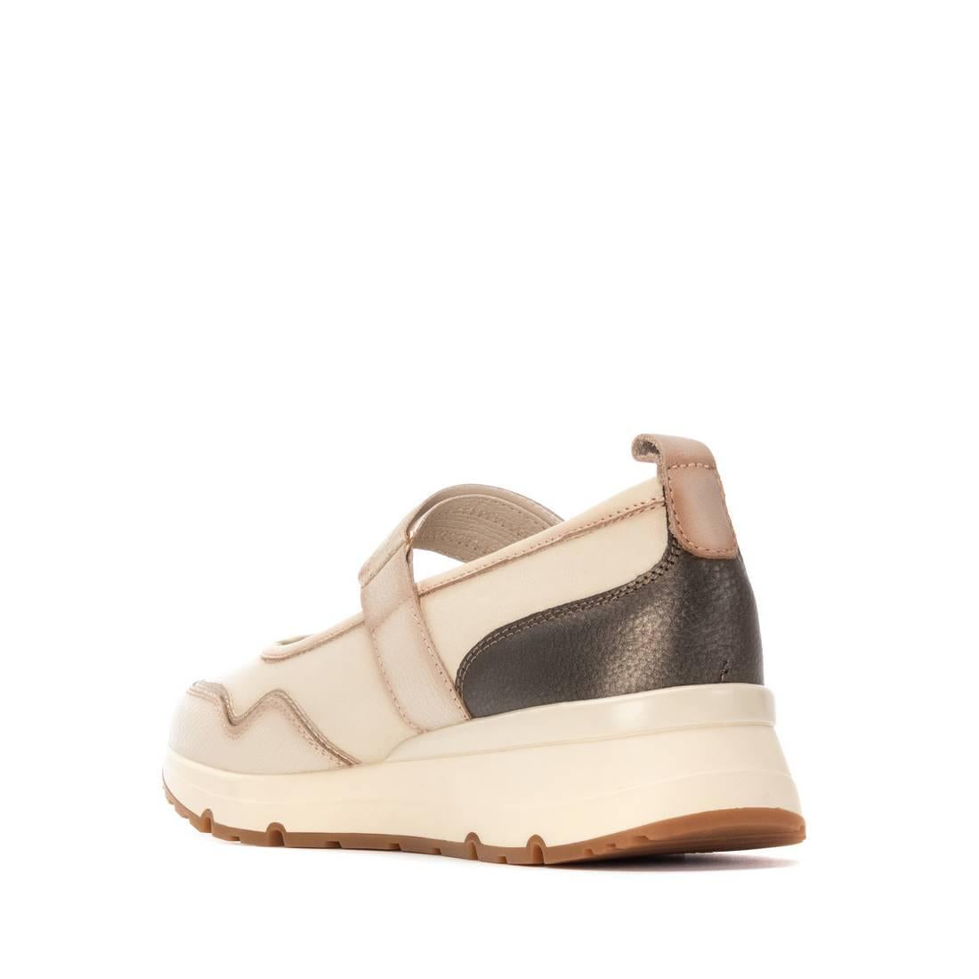 Zapatilla de mujer plano Carmela 16251502