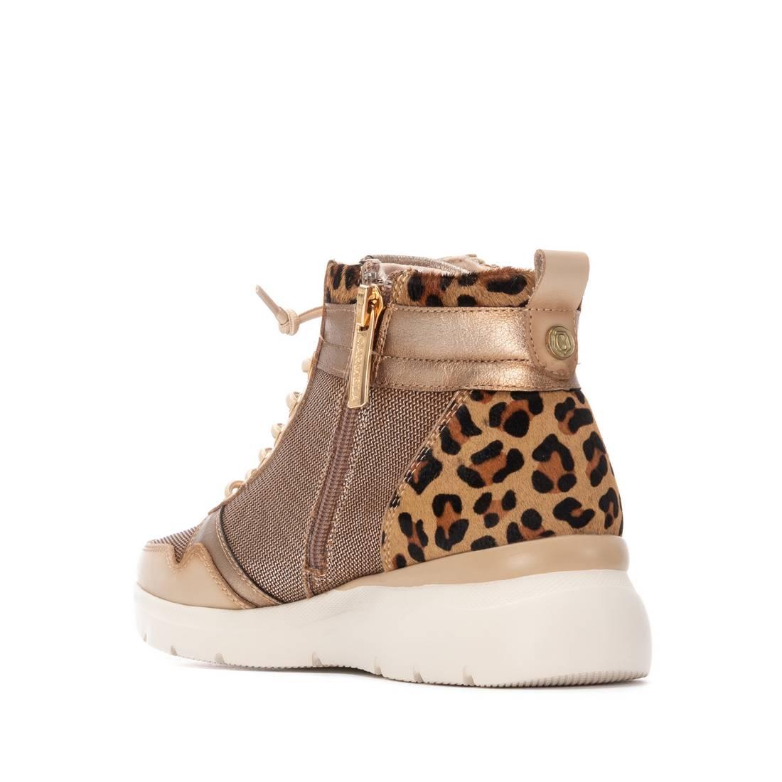 Zapatilla de mujer plano Carmela 16251402
