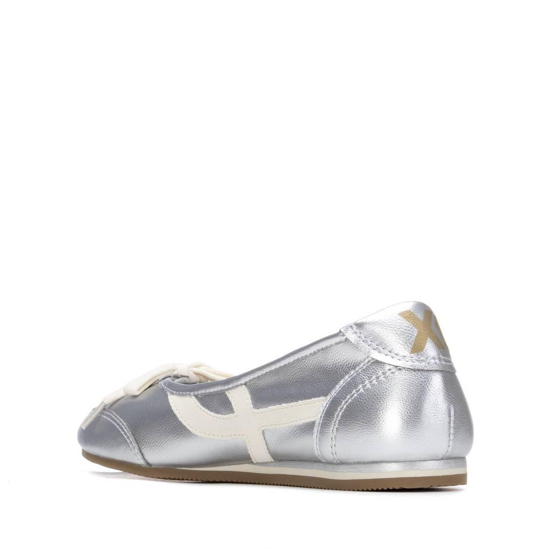 Zapatilla de mujer plano Xti 14522715