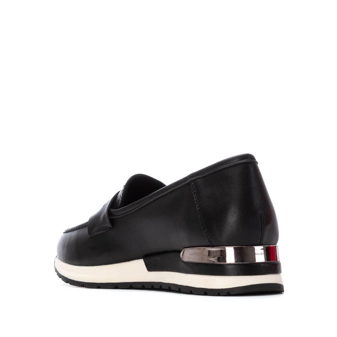 Zapato de mujer plano Xti 14440803