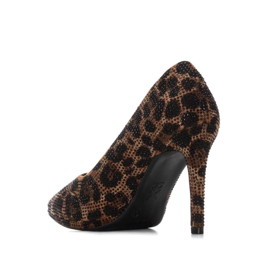 Zapato de mujer con tacón Xti 14424701