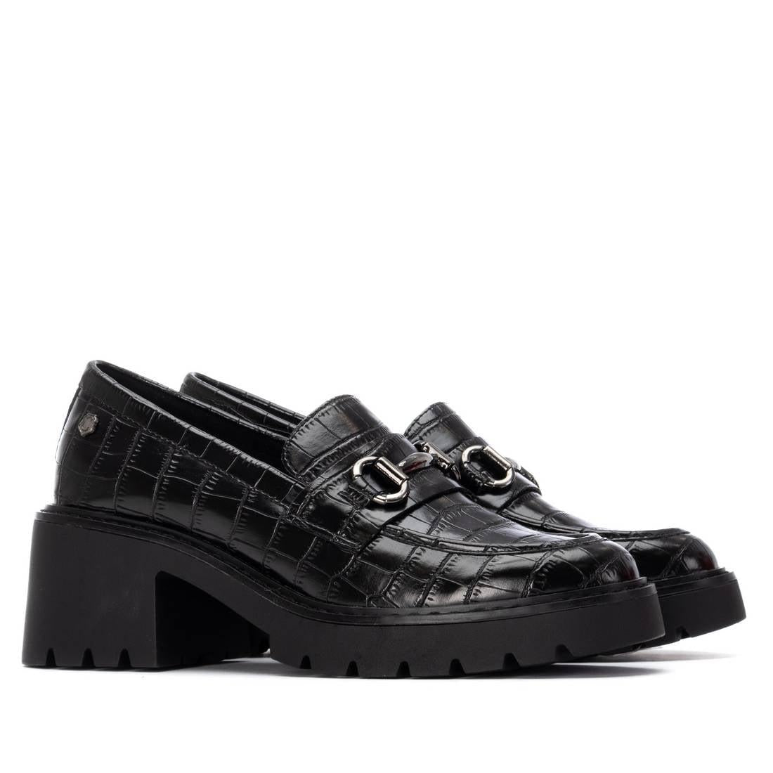 Zapato de mujer con tacón Carmela 16256601