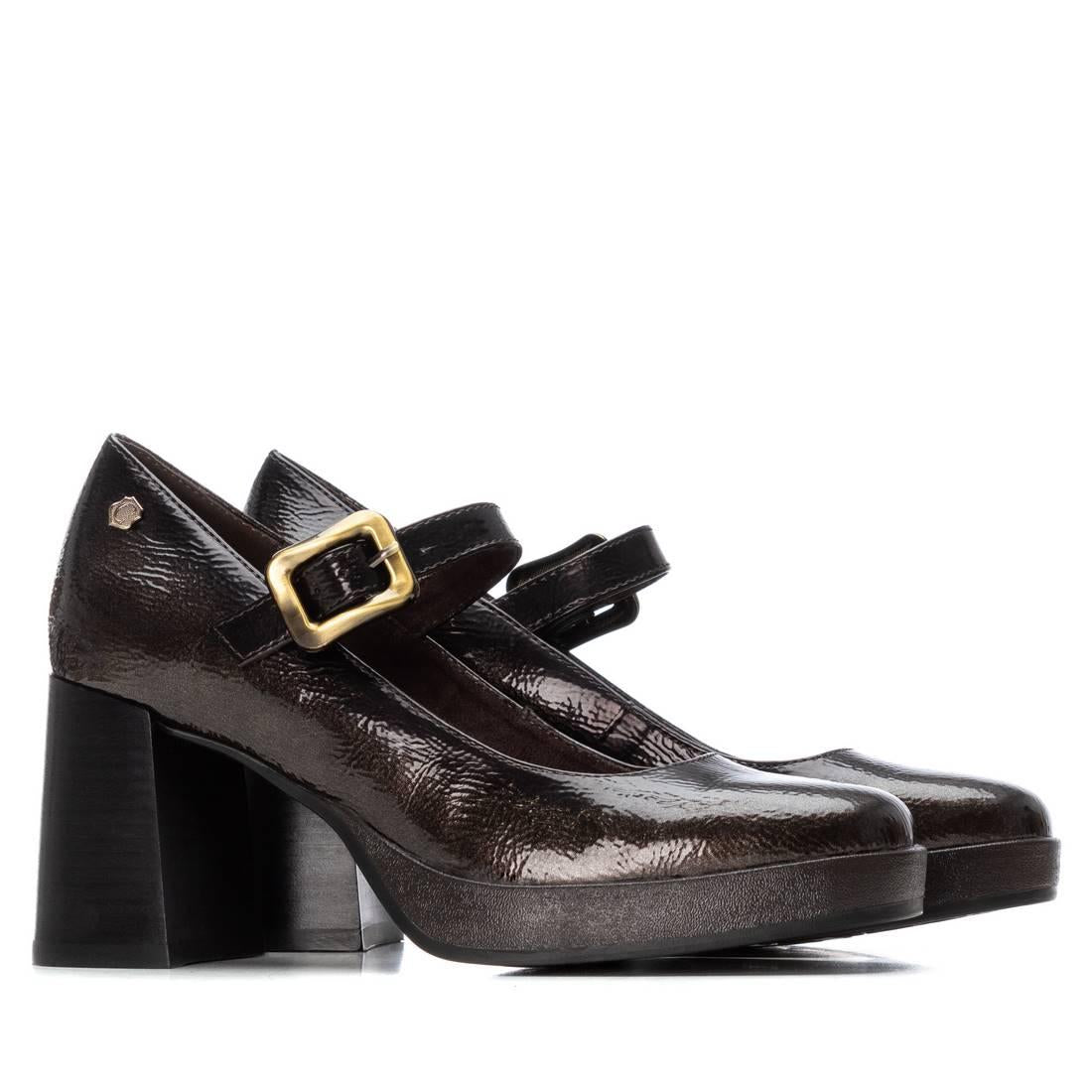 Zapato de mujer con tacón Carmela 16253502