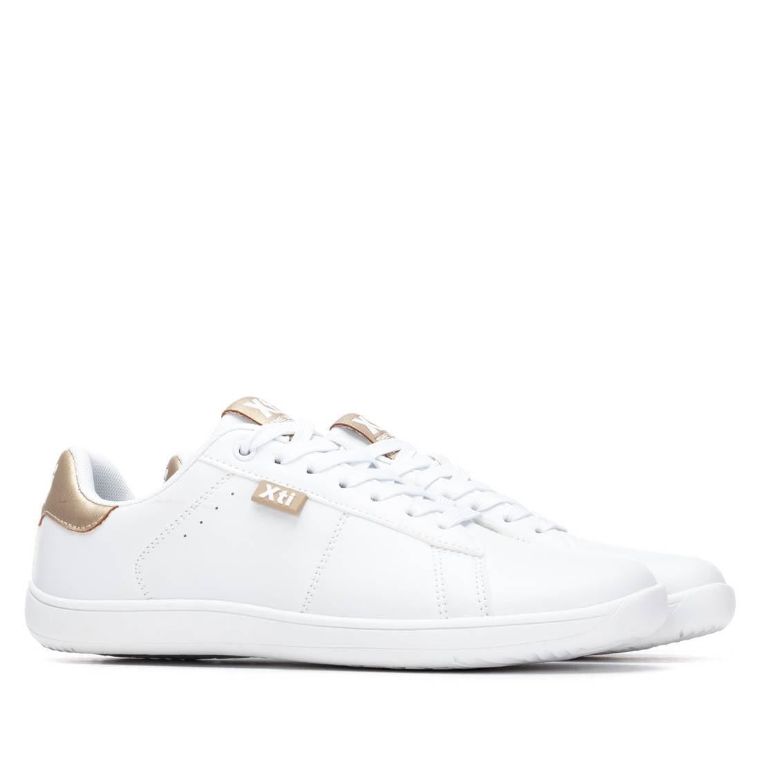 Zapatilla de mujer plano Xti 14532402
