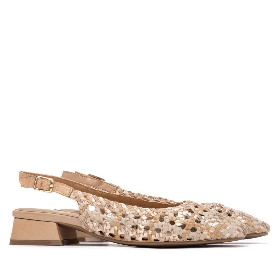 Zapato de mujer con tacón Carmela 16218509