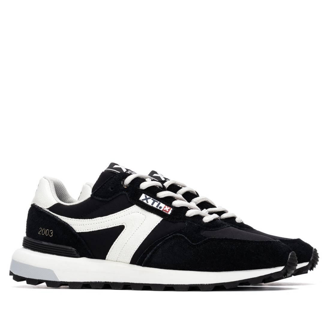 Zapatilla de hombre plano Xti 14572105