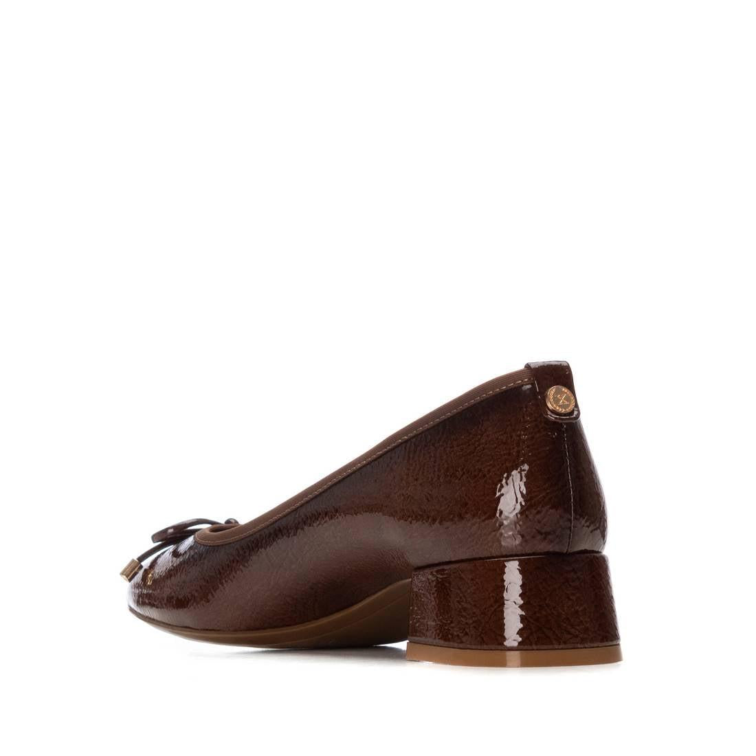 Zapato de mujer con tacón Xti 14424201