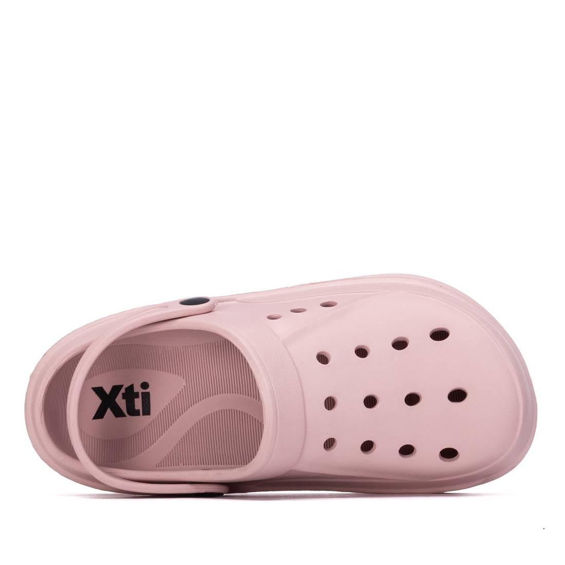 Zueco de mujer plano Xti 14513905