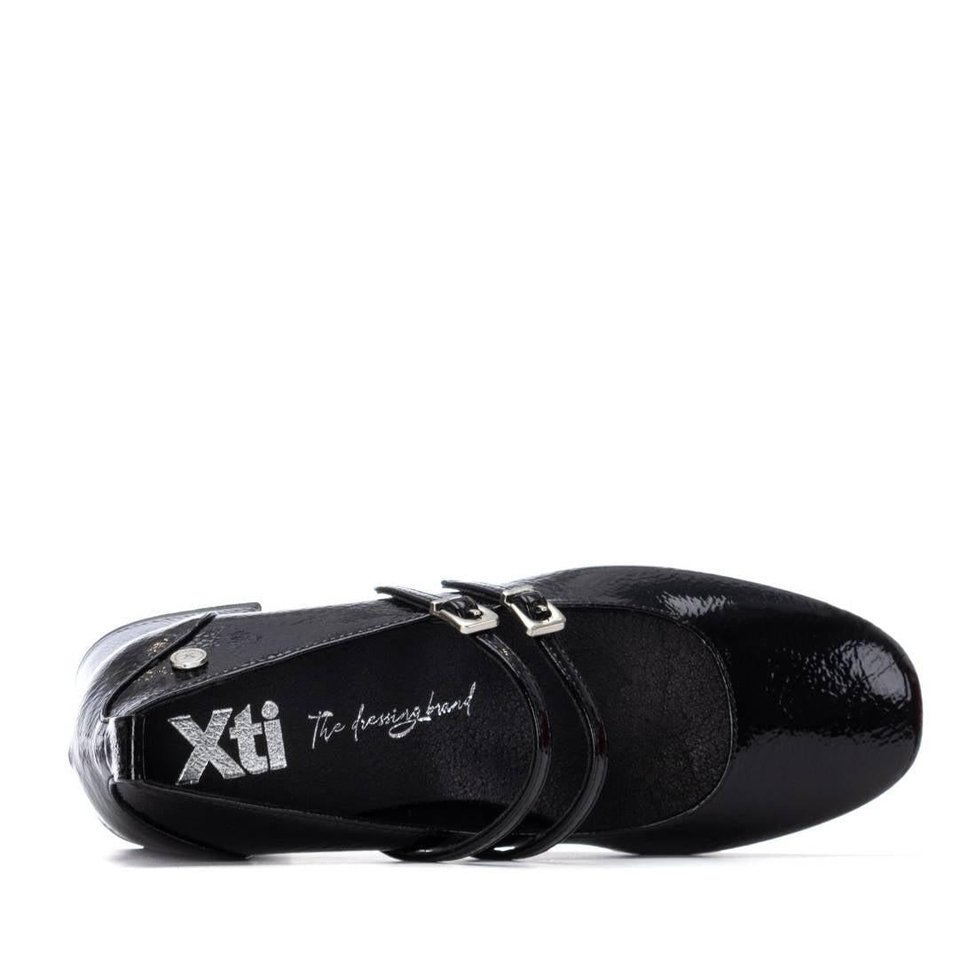 Zapato de mujer con tacón Xti 14425504