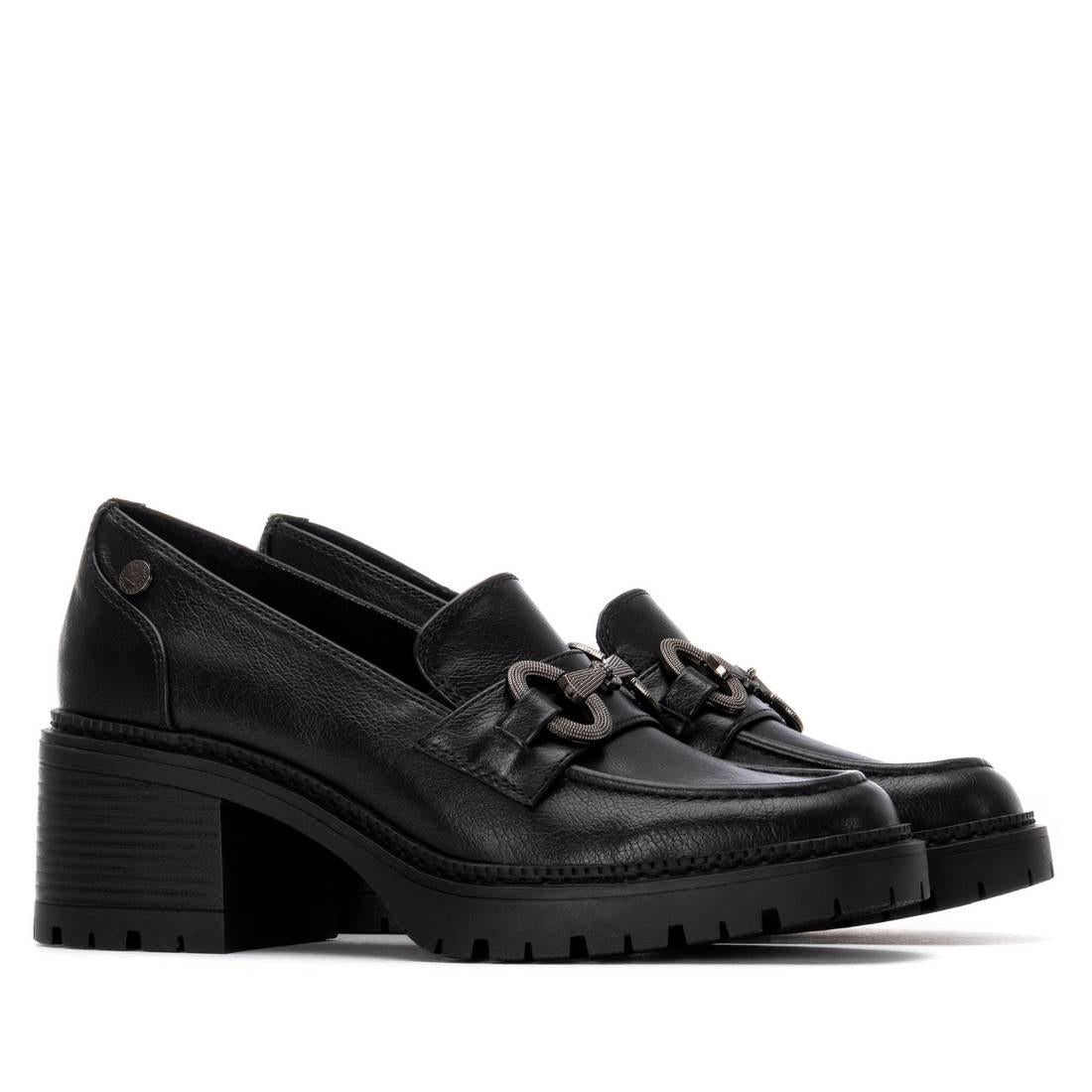 Zapato de mujer con tacón Xti 14427403