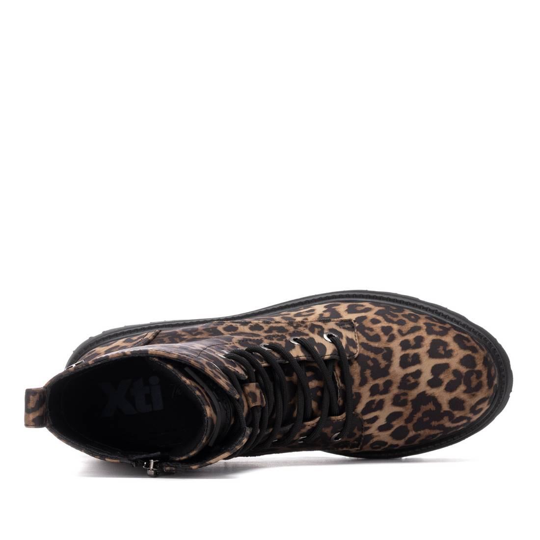Botin de mujer plano Xti 14465802