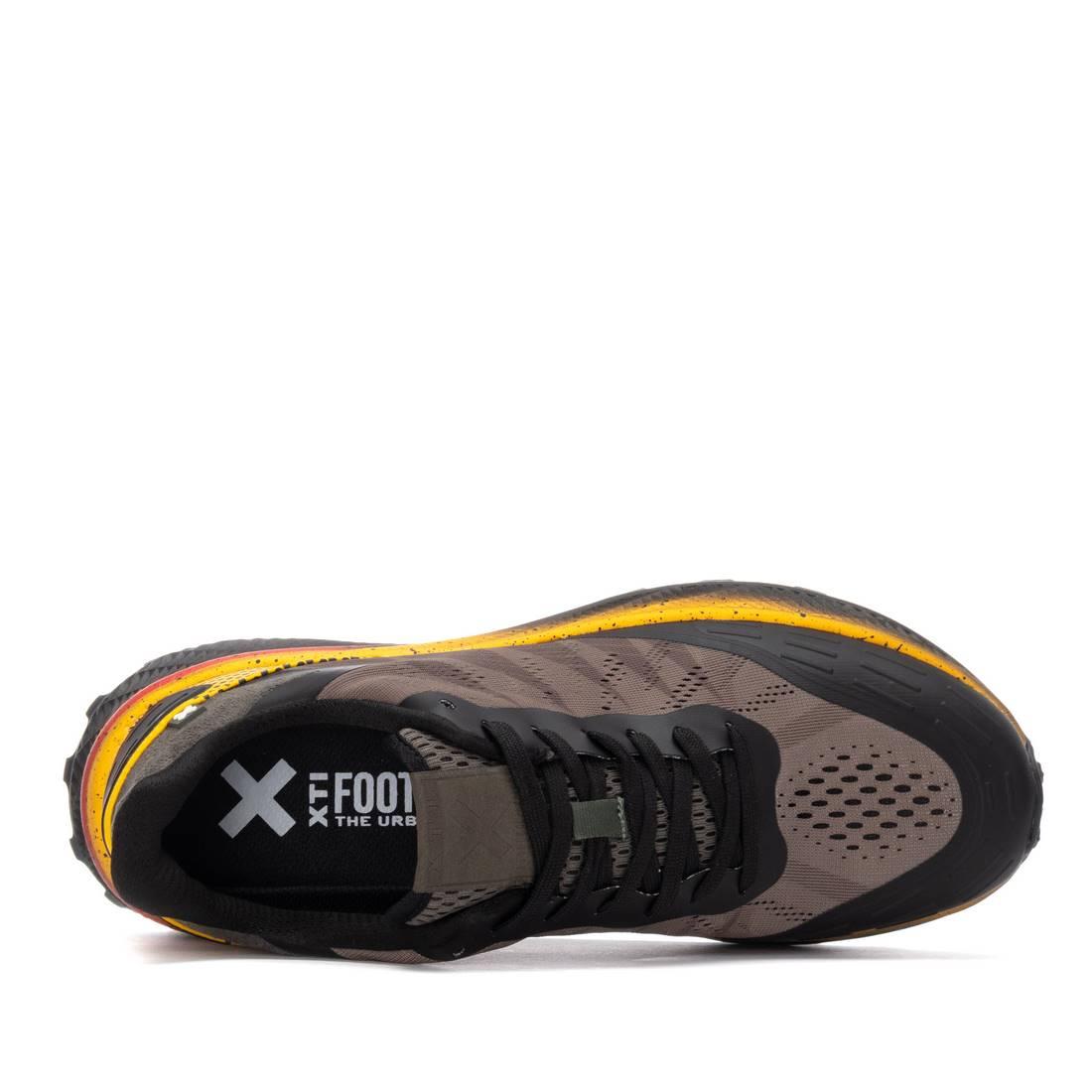Zapatilla de hombre plano Xti 14471304
