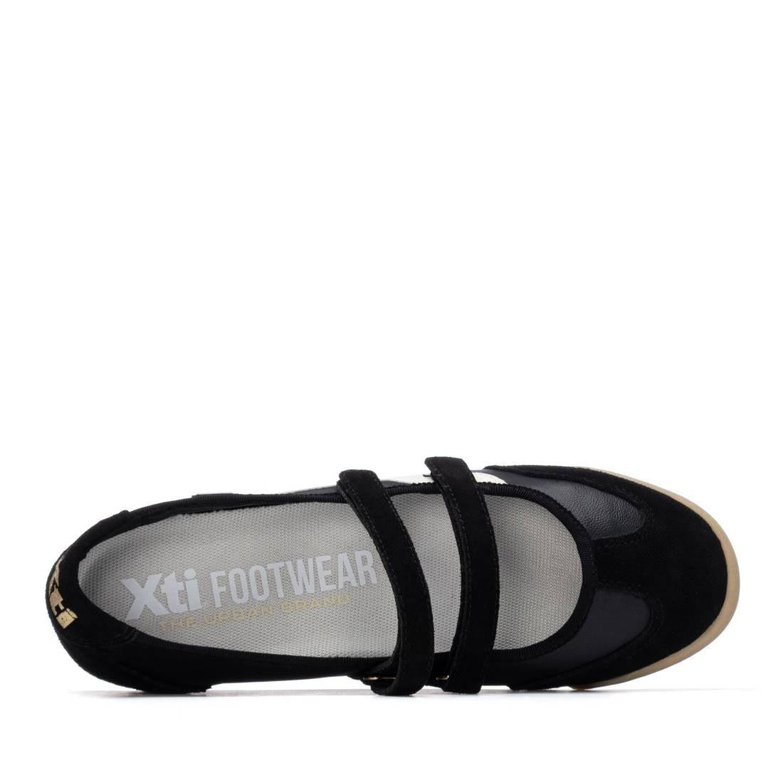 Zapatilla de mujer plano Xti 14522004