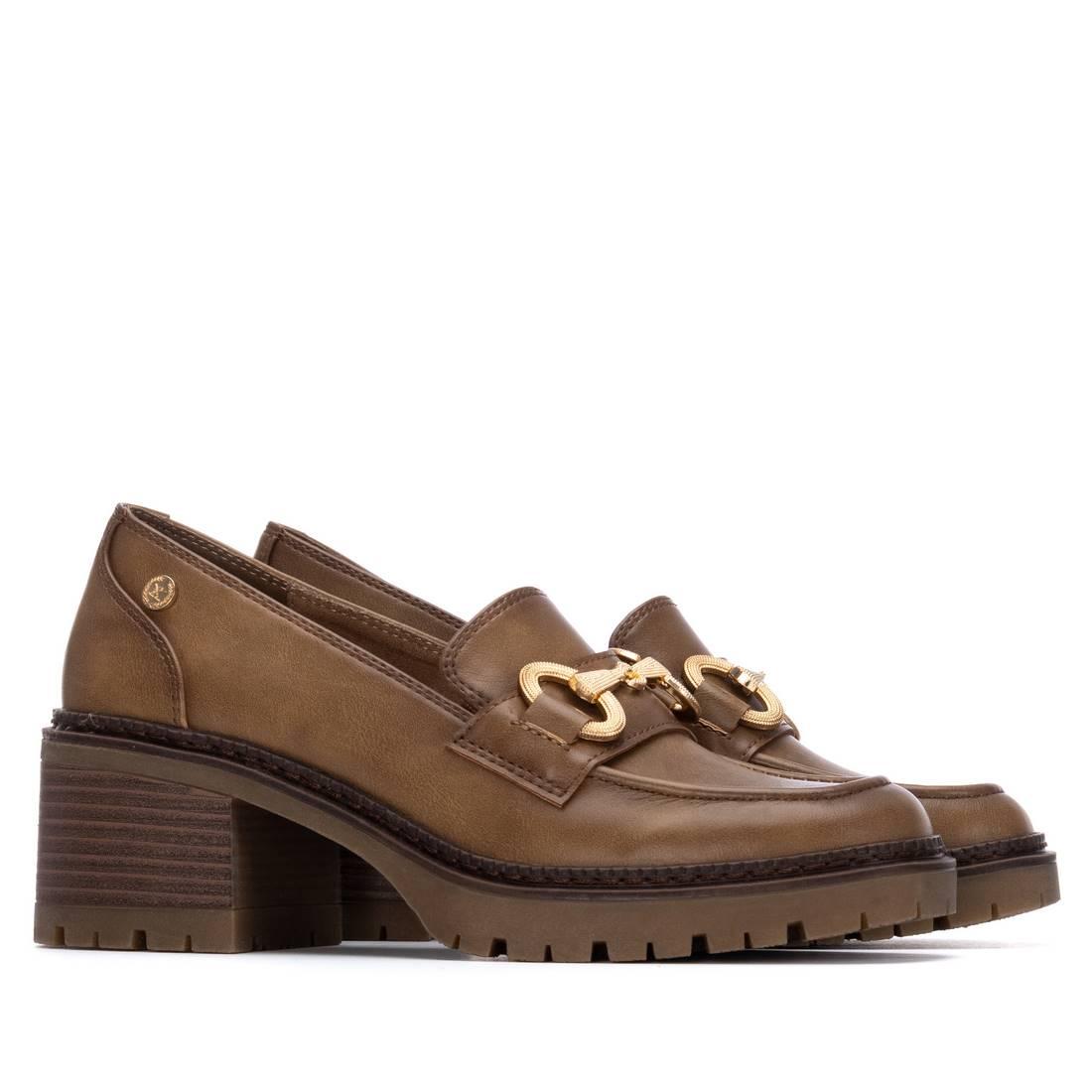 Zapato de mujer con tacón Xti 14427401