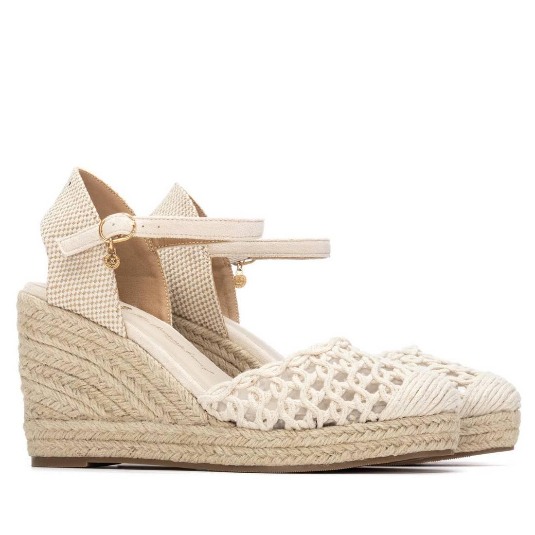 Zapato de mujer con cuña Xti 14534802