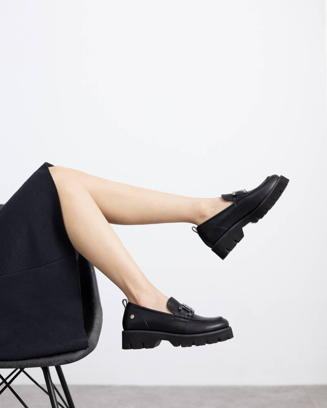 Zapato de mujer plano Xti 14467801
