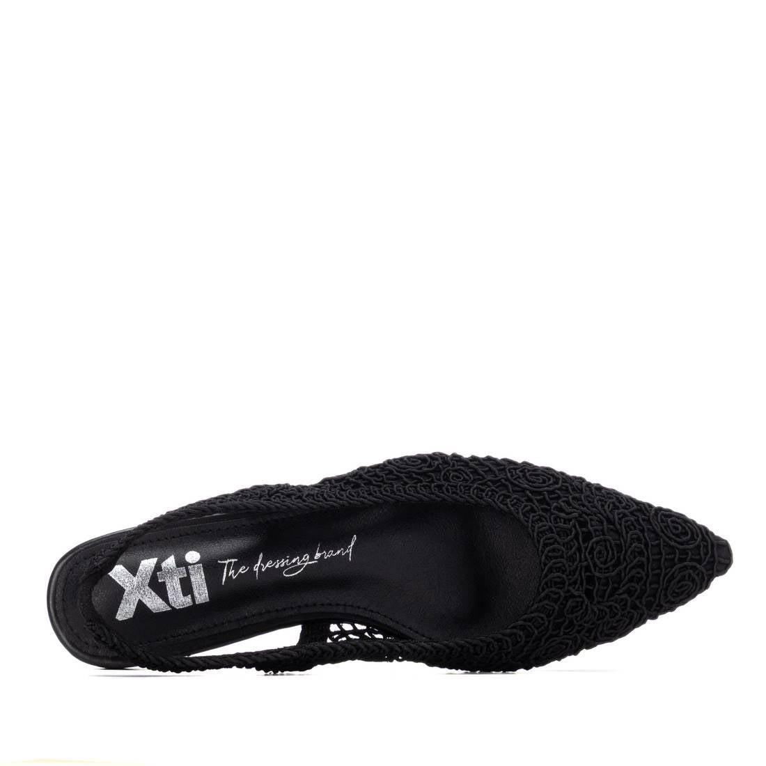 Zapato de mujer plano Xti 14512402