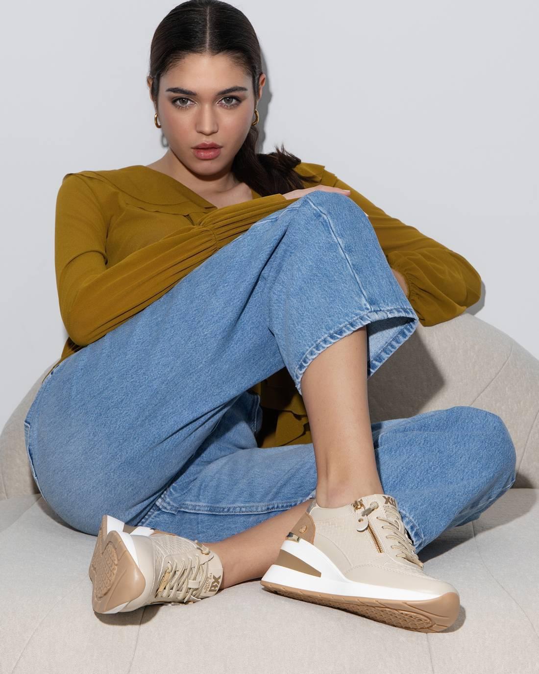Zapatilla de mujer con cuña Xti 14544901