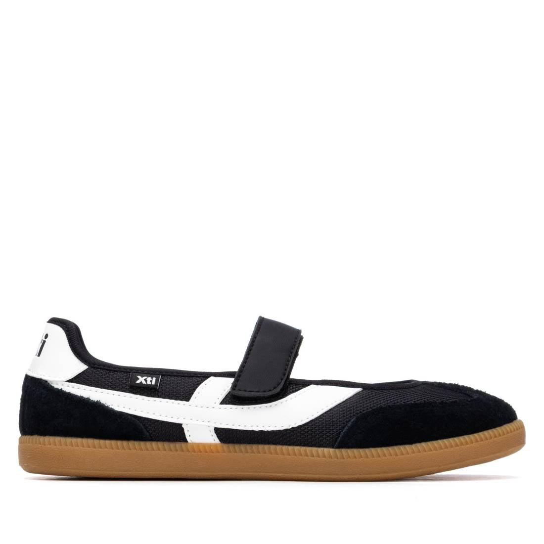 Zapatilla de mujer plano Xti 14505602
