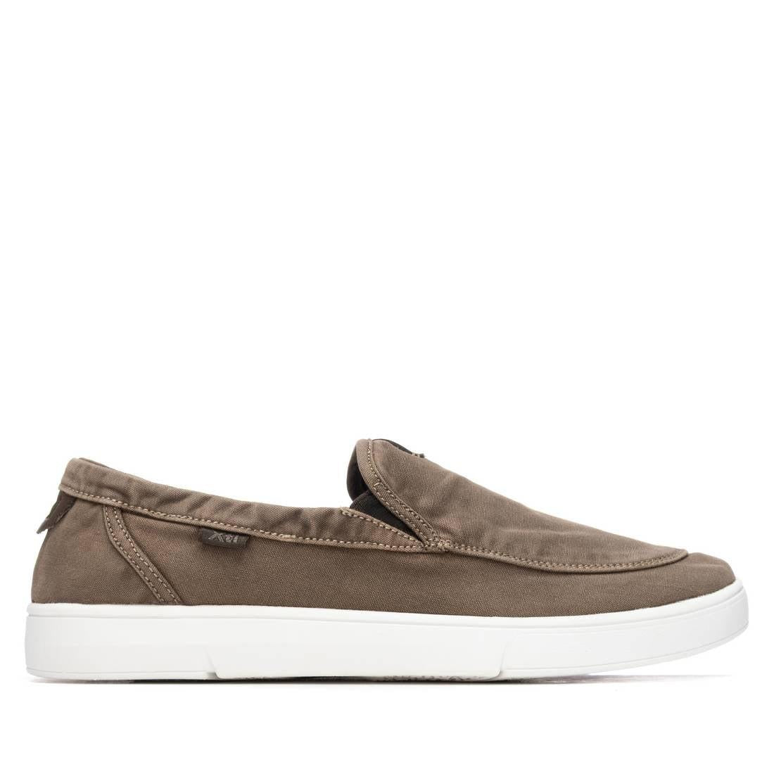 Zapato de hombre plano Xti 14574005