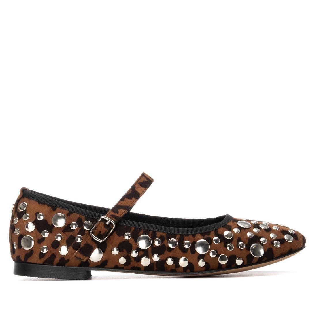 Zapato de mujer plano Xti 14465102