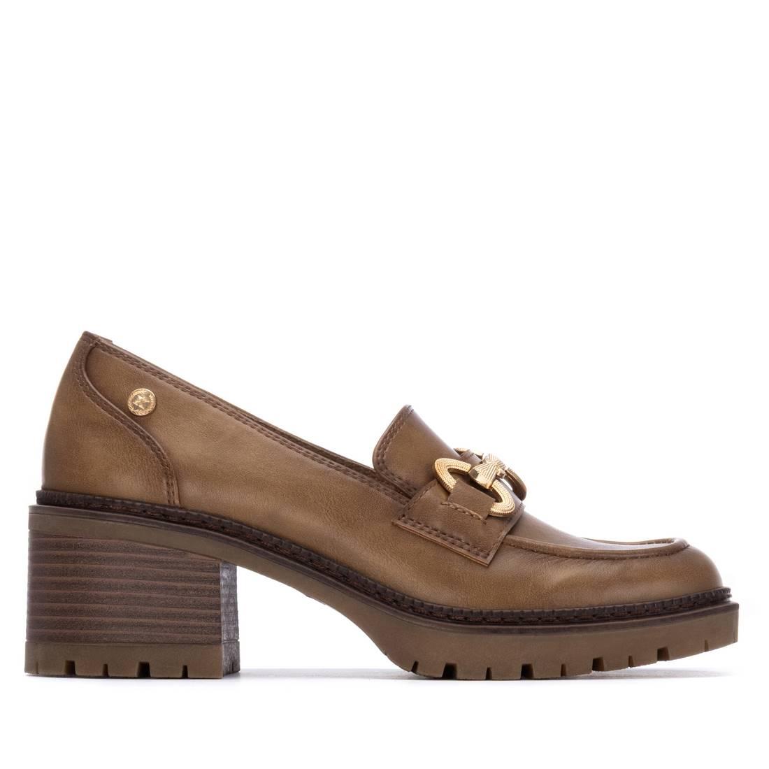 Zapato de mujer con tacón Xti 14427401