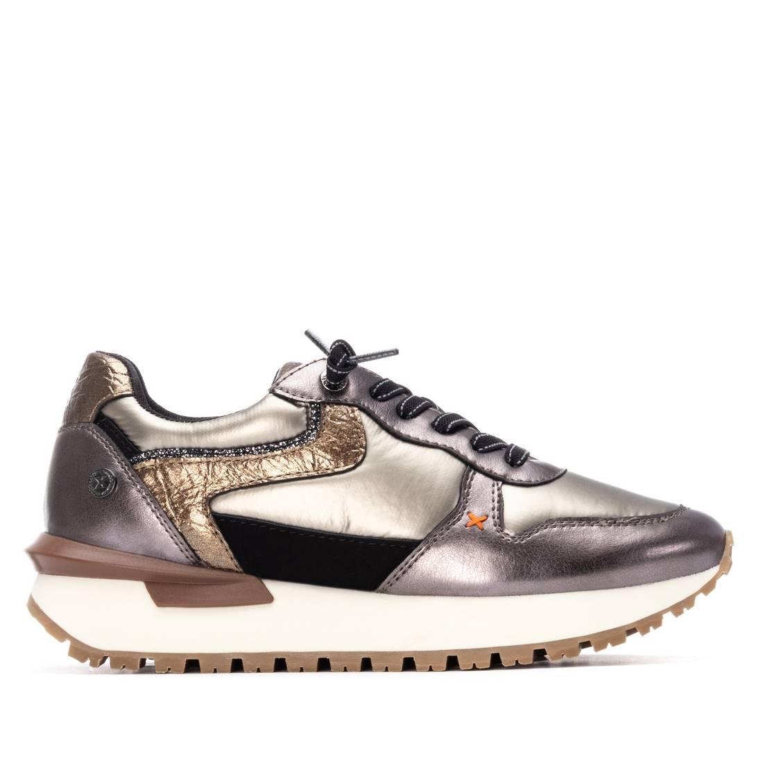 Zapatilla de mujer plano Xti 14448502