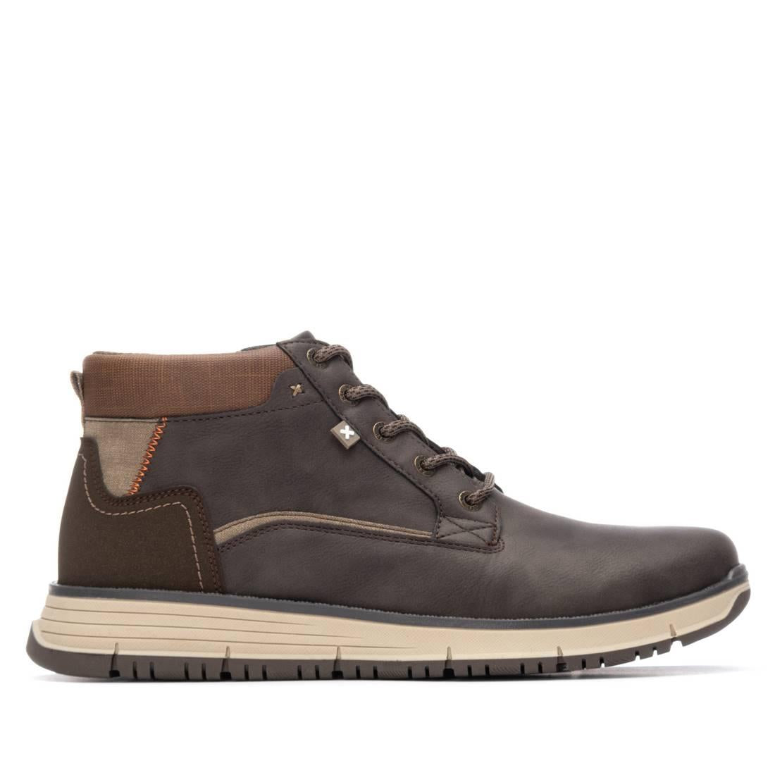 Botin de hombre plano Xti 14462202